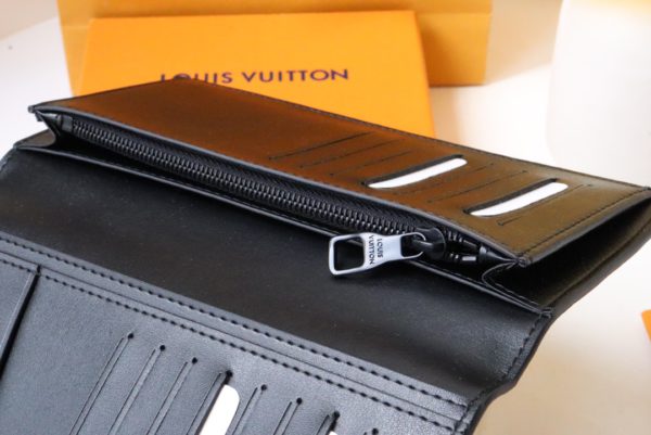 Louis Vuitton Aerogram Brazza Wallet - Black - Image 2