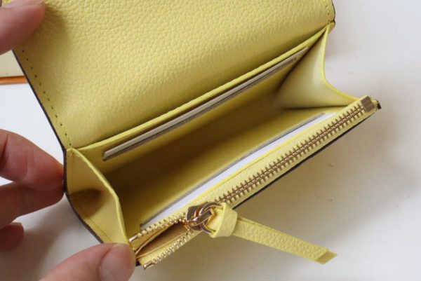 Louis Vuitton Single Doudou Coin Purse - Yellow - Image 2