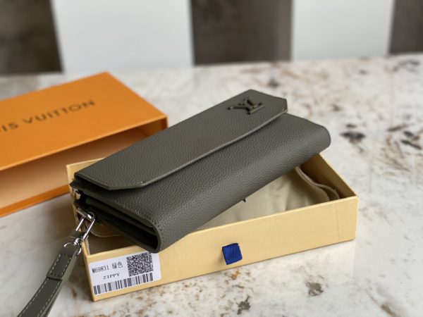 Louis Vuitton Aerogram Long Wallet - Gray - Image 4