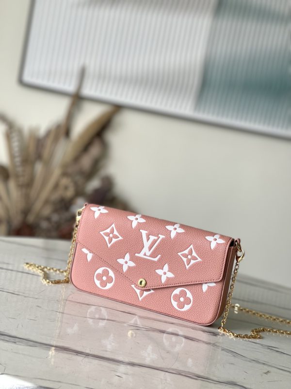 Louis Vuitton Pochette Félicie Chain Bag - Pink