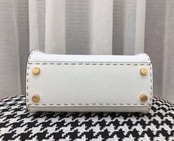 Fendi Peekaboo Handbag - White - Image 3