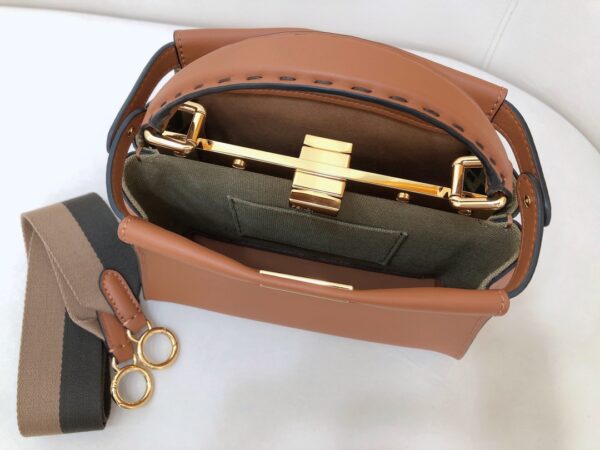 Fendi Peekaboo Handbag- Brown - Image 5