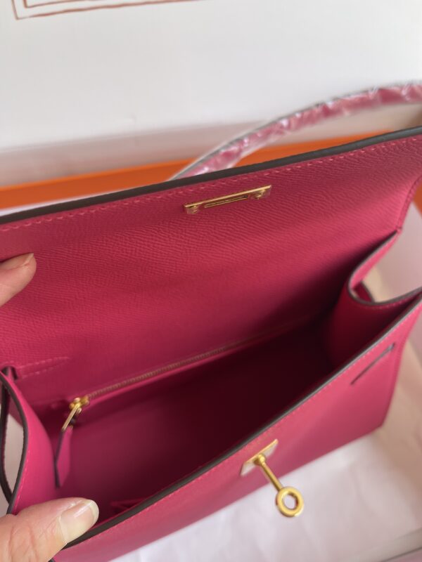 Hermes Kelly Pochette Handbag - Rose Red - Image 3