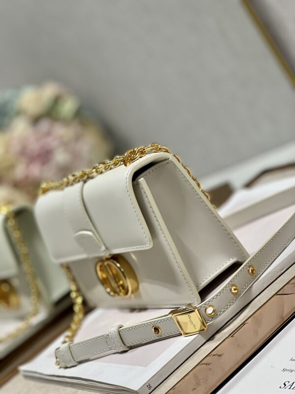 Dior 30 Montaigne East-West Chain Handbag - White - Image 2