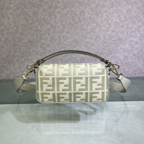 Fendi Iconic Baguette Medium Handbag - White - Image 5