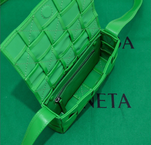 Bottega Veneta Cassette Small Pillow Bag - Green - Image 3