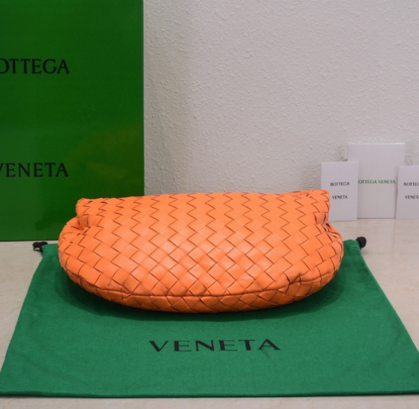 Bottega Veneta Women's Medium Jodie Handbag - Orange - Image 4