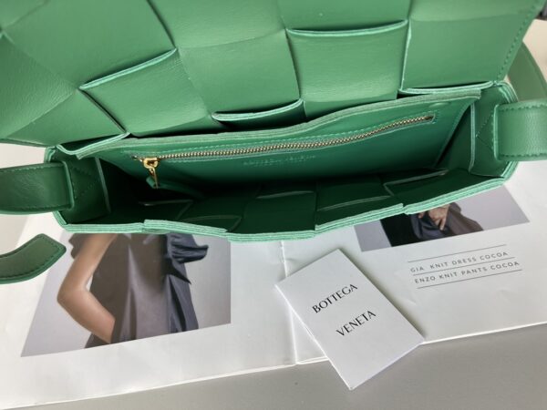 Bottega Veneta Cassette/Pillow Bag - Green - Image 2