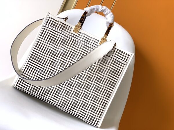 Fendi Sunshine Shopper Hollow Handbag - White - Image 4