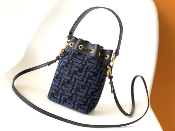 Fendi Mon Tresor Mini Bucket Bag - Blue - Image 5