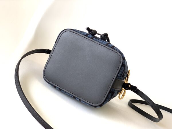 Fendi Mon Tresor Mini Bucket Bag - Blue - Image 3