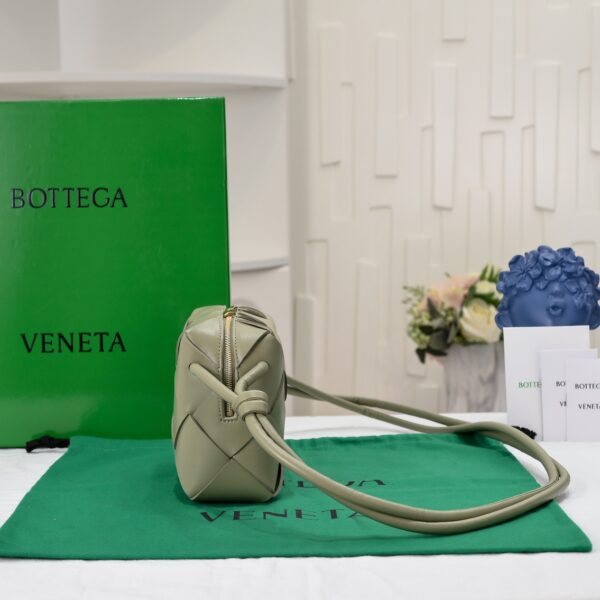 Bottega Veneta Cassette Camera Bag - Green - Image 4