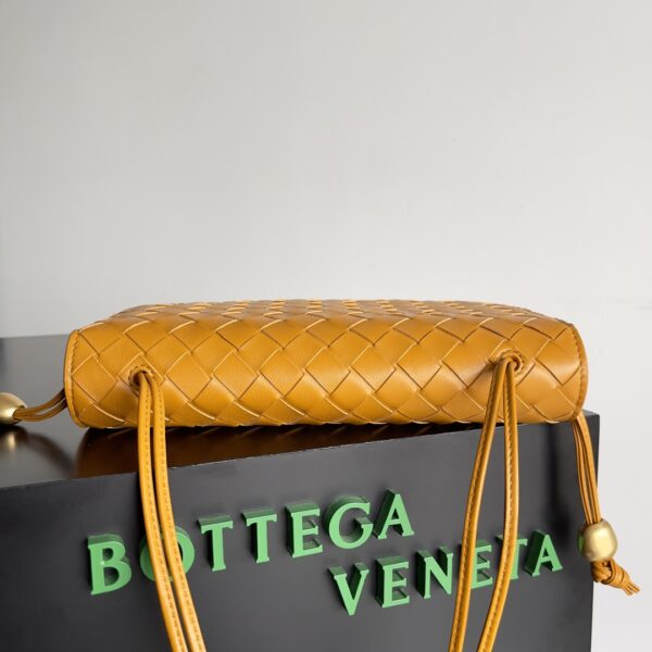 Bottega Veneta Trio Rope Bag Accordion Bag - Orange - Image 3