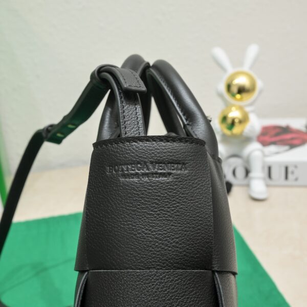 Bottega Veneta Candy Arco Super Mini Tote Bag - Black - Image 3