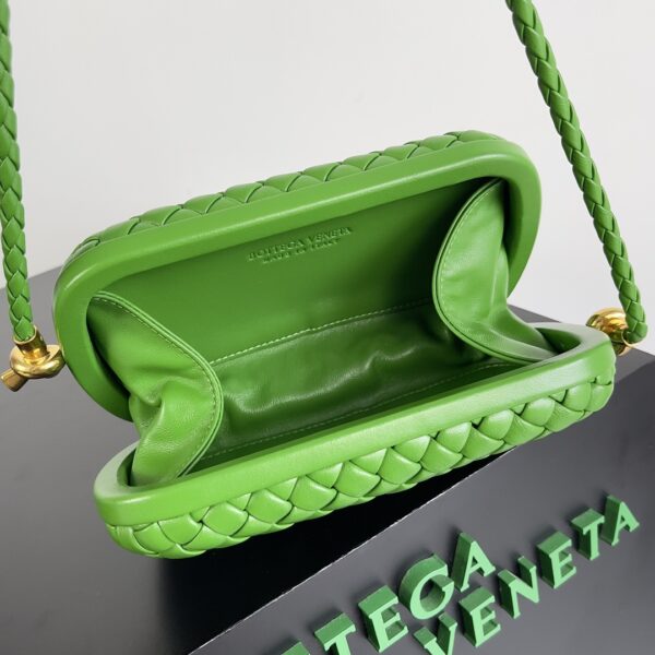 Bottega Veneta Knot Clutch Bag - Green - Image 2