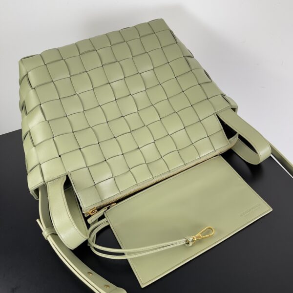 Bottega Veneta Bowling Bag - Off White - Image 3