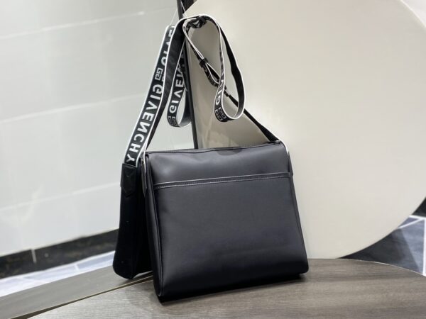 Givenchy Zipper Crossbody Bag - Black - Image 5