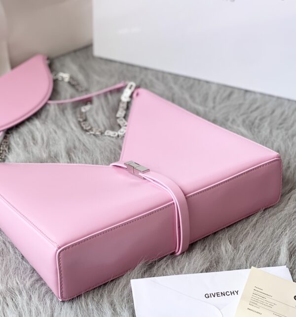 Givenchy V-shaped Cut Out Small Handbag - Pink - Image 3