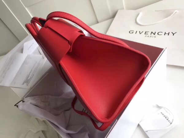 Givenchy Horizon Plain Smooth Leather Handbag - Red - Image 4