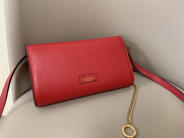 Valentino Garavani Vsling Grained Calfskin Crossbody Bag - Red - Image 4