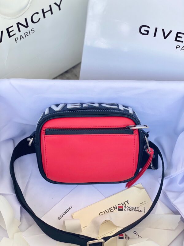 Givenchy Inverted Letter Crossbody/shoulder Bag - Blue/Red - Image 5