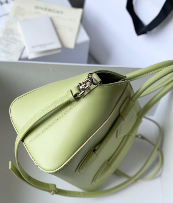 Givenchy G Home Antigona Bag - Green - Image 3