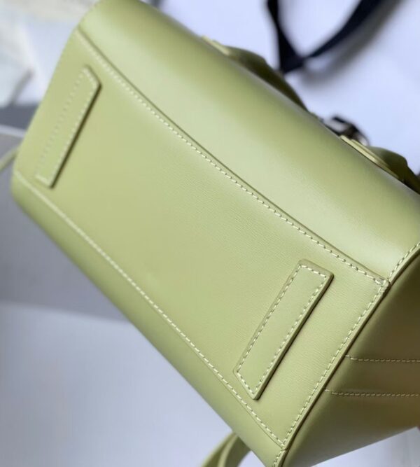 Givenchy G Home Antigona Bag - Green - Image 4