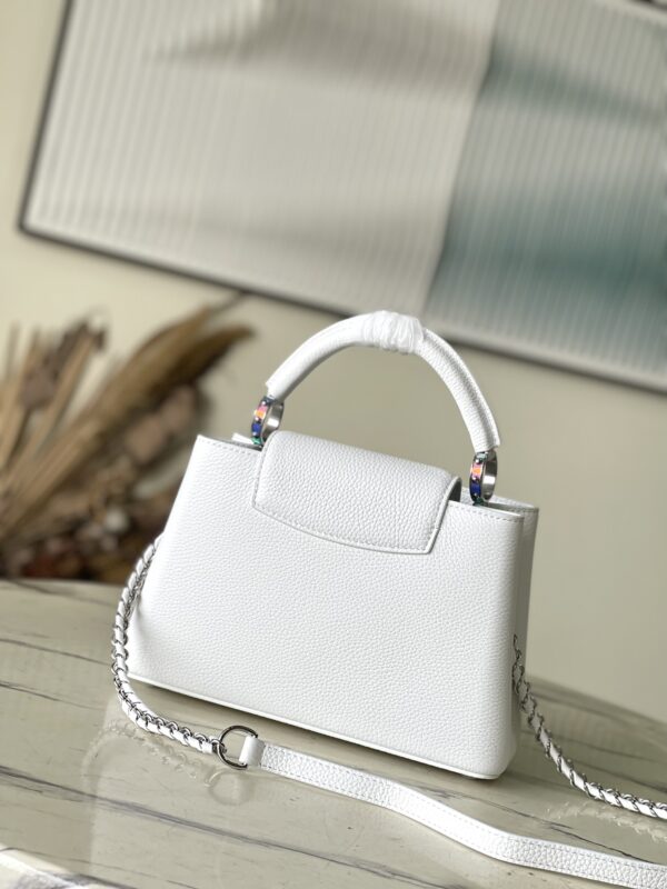 Louis Vuitton Capucines Small Handbag - White - Image 2